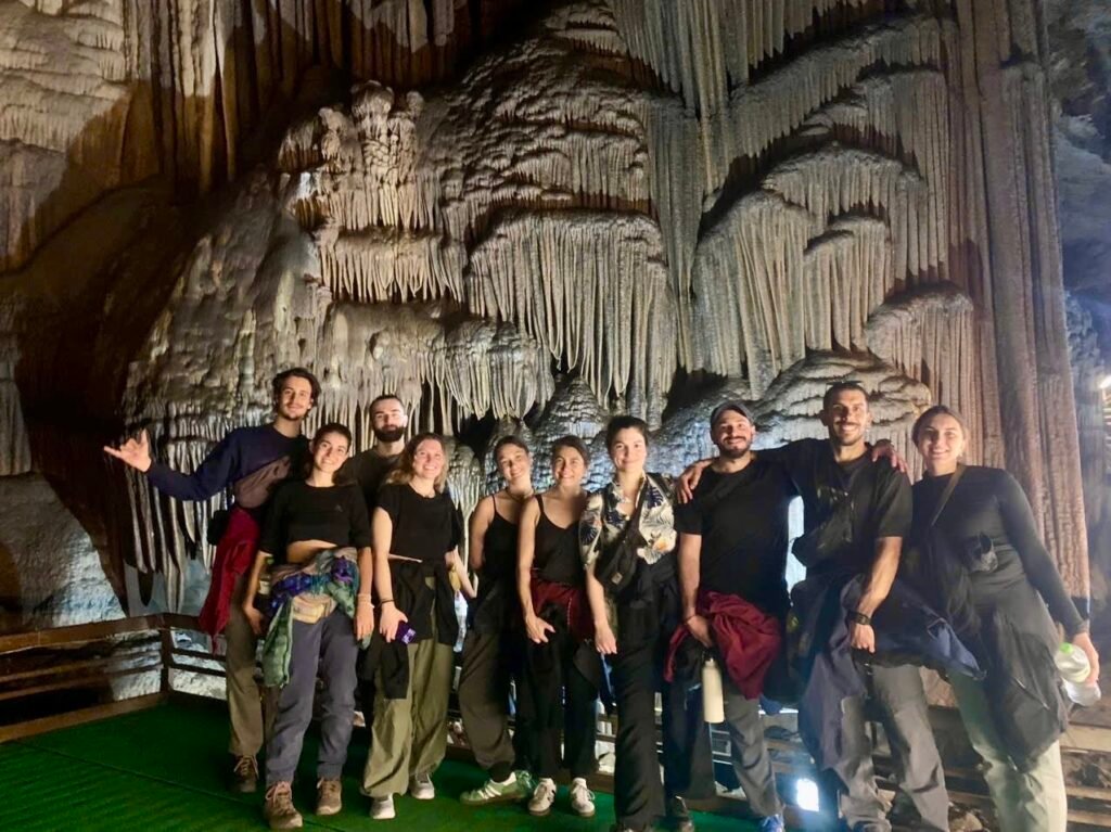 lung khuy cave with ha giang safari